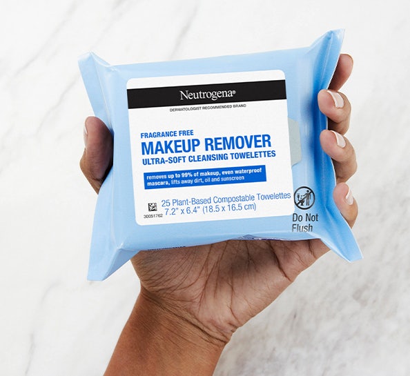 Neutrogena makeup remover ultra-soft cleansing towelettes product packaging.