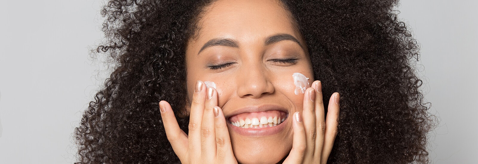 How to Keep Your Skin Hydrated & Healthy  Neutrogena®