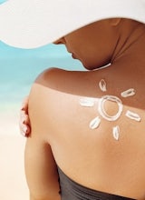 Should You Wear Sunscreen Every Day? Tips to Make Sunscreen a Daily Habit